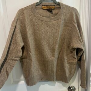 XL BB Dakota Cable Knit sweater 100% cashmere